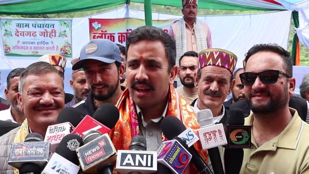 Himachal Pradesh News: कंगना रनोट के बयान पर हिमाचल में सियासत तेज, मंत्री विक्रमादित्य सिंह ने जताई आपत्ति