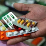 Monsoon Health Alert: बारिश के मौसम में सीलन से खराब हो सकती हैं दवाइयां, डॉक्टर से जानें सुरक्षा के उपाय