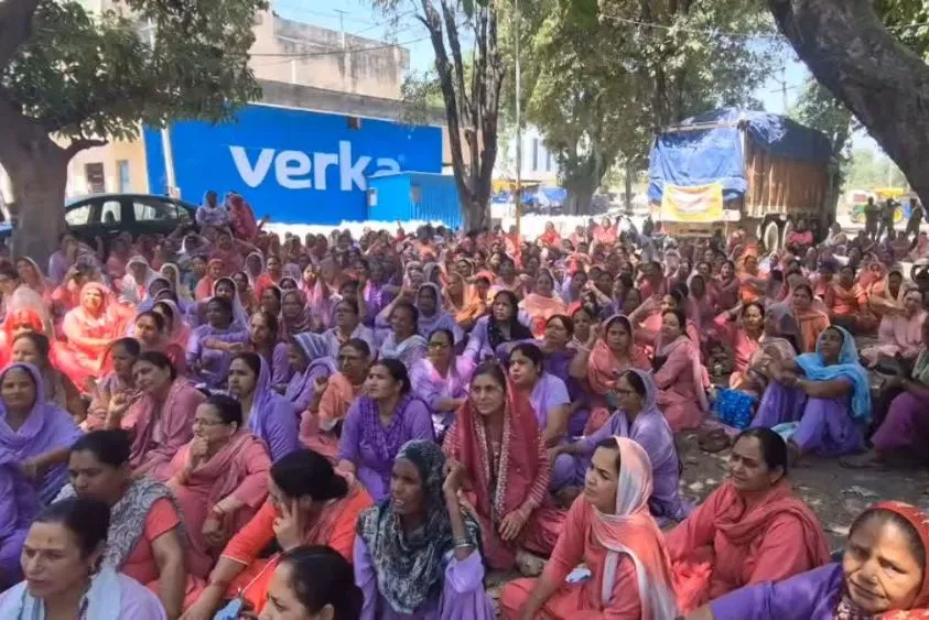 यमुनानगर में आंगनवाड़ी वर्कर्स का महासंग्राम: 7 महीने से नहीं मिला वेतन, जेब से भर रही हैं किराया