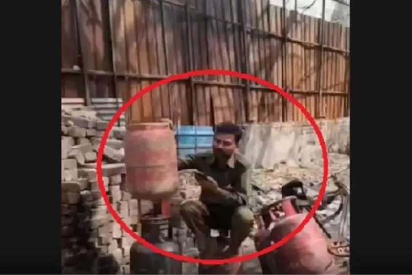  फरीदाबाद में गैस चोरों पर बड़ा एक्शन: वायरल वीडियो ने फंसाया, 7 लोगों पर FIR दर्ज