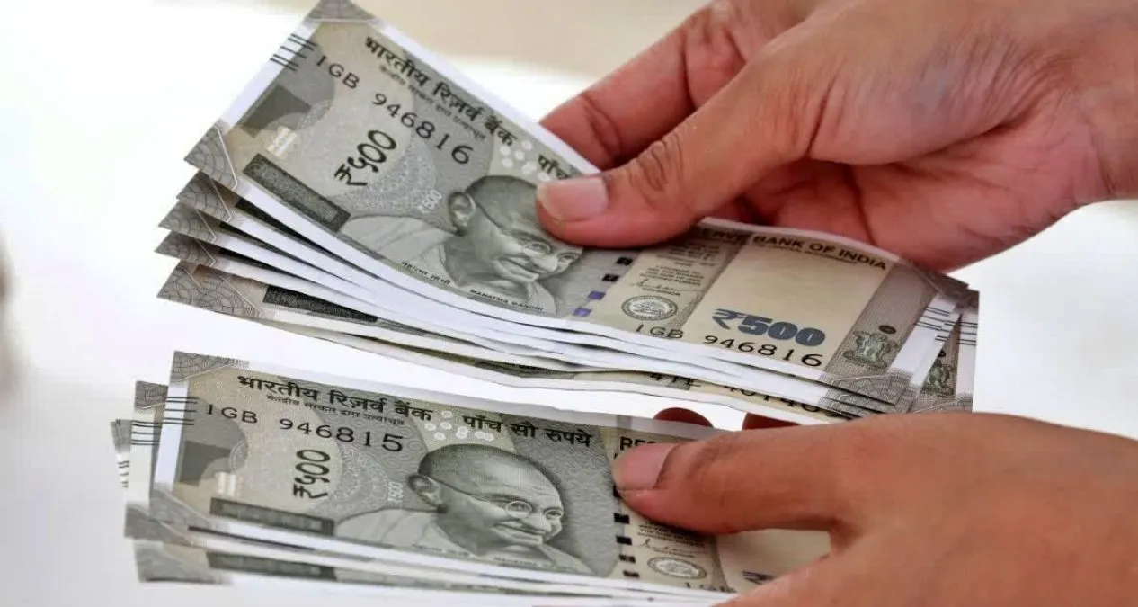  केंद्रीय कर्मचारियों को DA बढ़ोतरी के लिए अभी इंतजार, कैबिनेट बैठक में नहीं हुआ फैसला