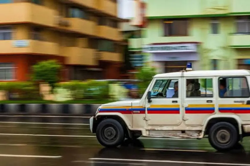  करनाल में अपहरण की कोशिश: 12वीं की छात्राओं को कार में खींच रहा था बदमाश, शोर मचाने पर बचाई जान