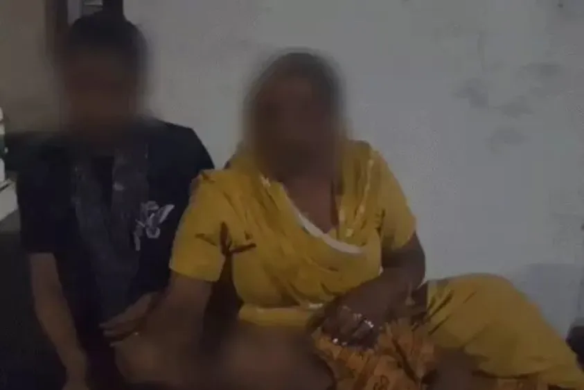 लाडवा के प्राइवेट स्कूल में सनसनी, छुट्टी के बाद भी बेहोश पड़ी रही छात्रा, बड़ी बहन कंधे पर उठाकर ला...