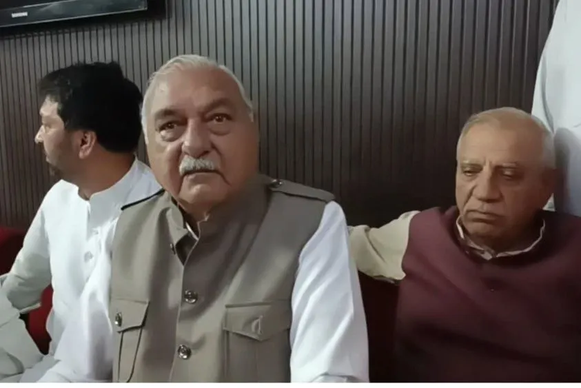  राज्यसभा चुनाव विवाद: 4 वोट जबरन रद्द करने का आरोप, हुड्डा ने राज्यपाल से की शिकायत