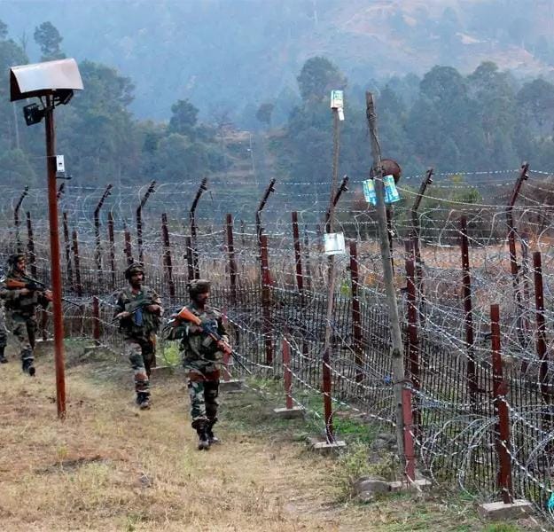 जम्मू कश्मीर: पाकिस्तान ने कुपवाड़ा में नियंत्रण रेखा के पास संघर्ष विराम का उल्लंघन किया