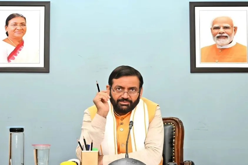  हरियाणा सरकार का बड़ा ऐलान: ड्यूटी पर शहीद होने वाले कर्मचारियों के परिवार को मिलेंगे 30 लाख