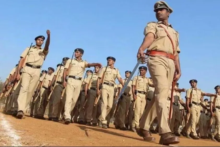  Haryana News: हरियाणा में 5500 पुलिस कांस्टेबल भर्ती, पीएमटी से पहले वेरिफिकेशन, छूटे अभ्यर्थियों को मिलेगा दूसरा मौका