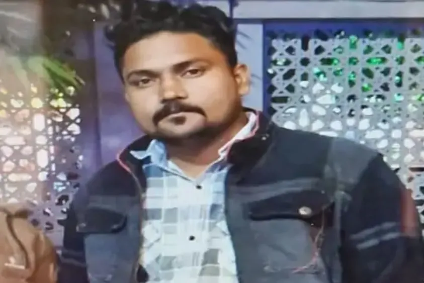  करनाल में दर्दनाक हादसा: नहर किनारे पेड़ से लटका मिला दो बेटियों के पिता का शव, रात भर तलाशते रहे परिजन
