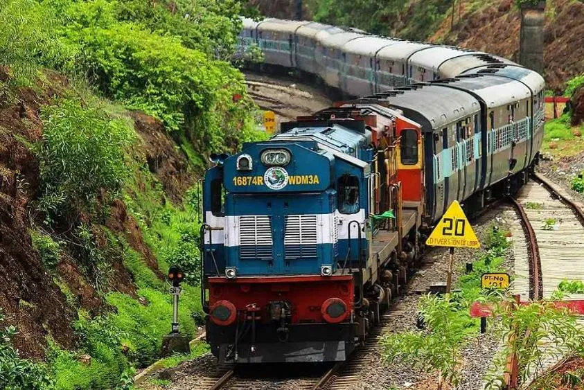  भारतीय रेलवे GDCE भर्ती 2026: अब सीधी भर्ती जैसा होगा पेपर, बोर्ड ने जारी किया नया सिलेबस