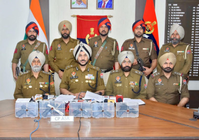  Punjab News: सीमा पार हथियार तस्करी के मामले में छह लोगों को पकड़ा गया