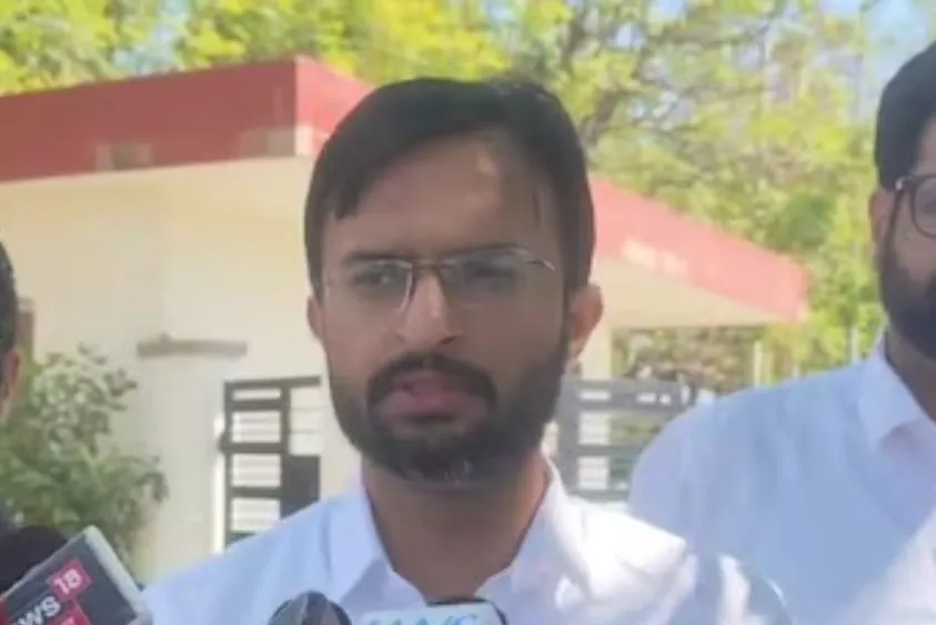  पंचकूला निगम घोटाला: 30 करोड़ की आरोपी स्वाति तोमर ने किया सरेंडर, 20 मिनट में हुआ था पैसों का खेल