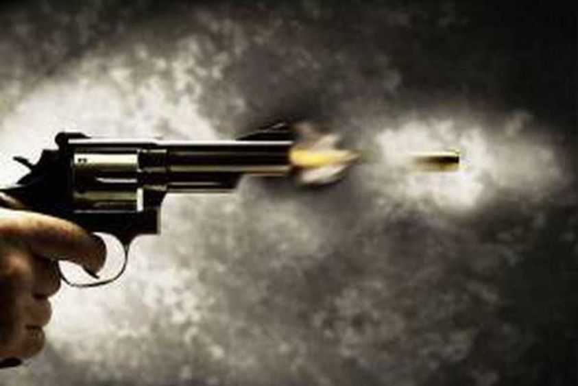Barnala News: बरनाला में दिनदहाड़े फायरिंग, बीच रास्ते युवक को घेर दिया वारदात को अंजाम, इलाके में द...