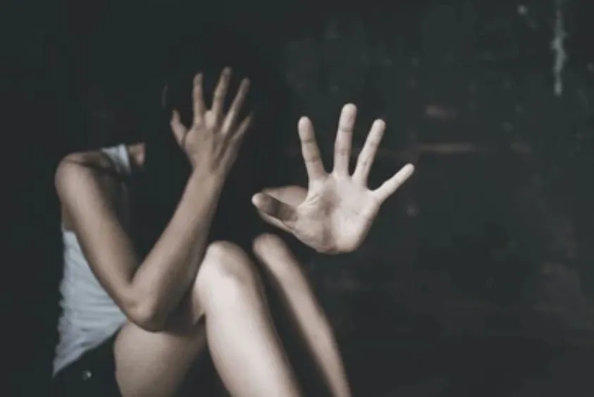  पानीपत में रिश्तों पर कलंक: जेठ ने मर्यादा भूल बहू से किया रेप, बाथरूम में घुसकर की दरिंदगी