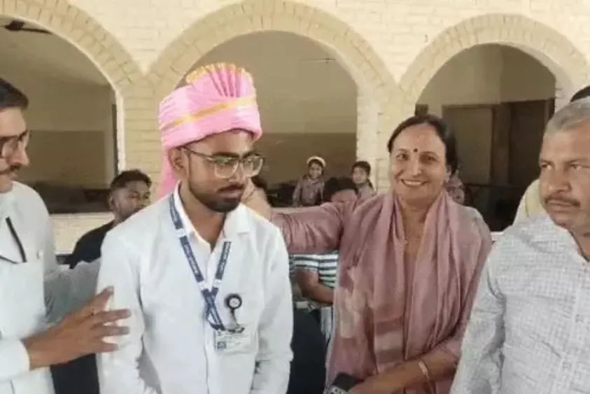  मजदूरी करने वालों का बेटा बना नासा का वैज्ञानिक: पानीपत के ननिहाल में अजीत सैनी का जोरदार स्वागत