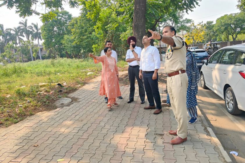  Chandigarh News: टाउन वेंडिंग कमेटी ने वेंडिंग जोनों की जमीनी हकीकत परखी​​​​​​​, सुधार की तैयारी शुरू
