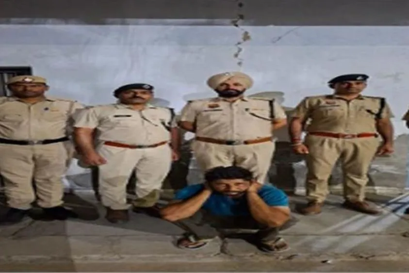 सिरसा में कलयुगी बेटे का खौफनाक कदम; पिता को डांटना पड़ा भारी, चाकुओं से गोदकर उतारा मौत के घाट