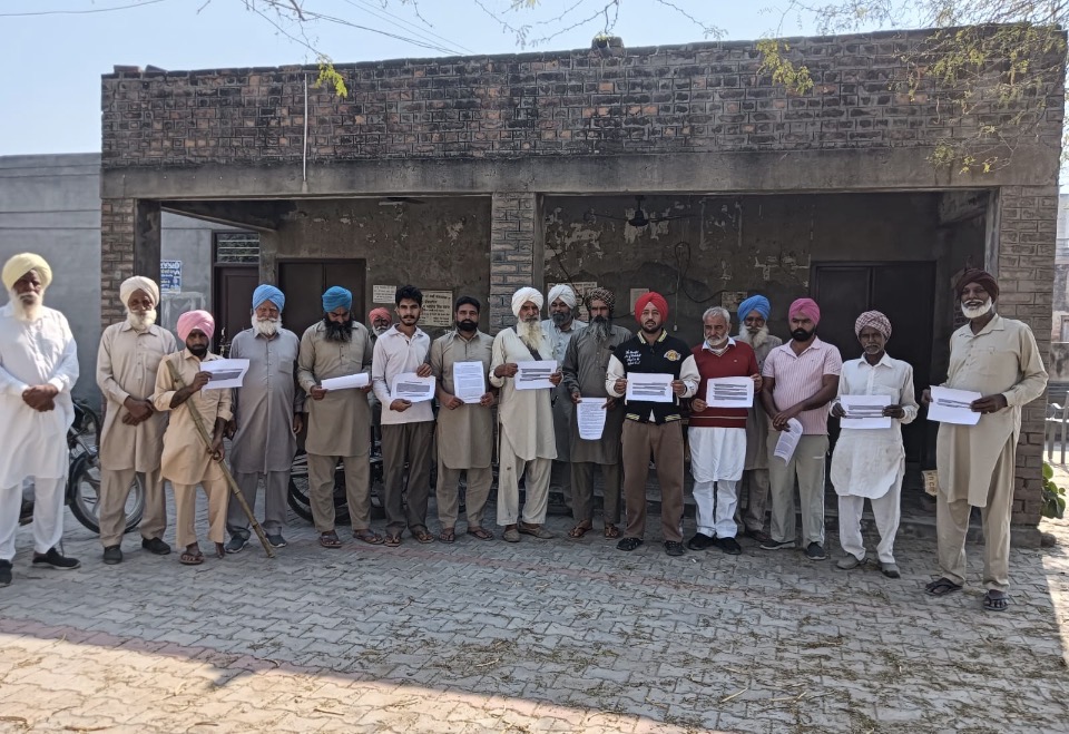 किसानों का हल्ला बोल: फरीदकोट में नीतियों के खिलाफ फूटा गुस्सा, सरकार के पुतले फूंके
