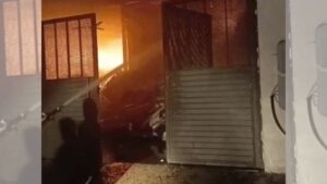Ludhiana News: लुधियाना में निटवेयर फैक्ट्री में लगी भीषण आग, पूरी रात चला राहत अभियान, 35 फायर टेंडर मौके पर