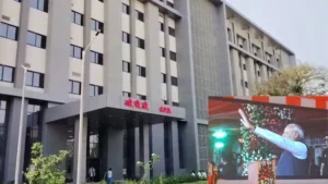 Bhiwani Medical College: पीएम मोदी ने किया भिवानी मेडिकल कॉलेज का उद्घाटन, ई-ऑटो से पहुंचीं श्रुति और किरण चौधरी