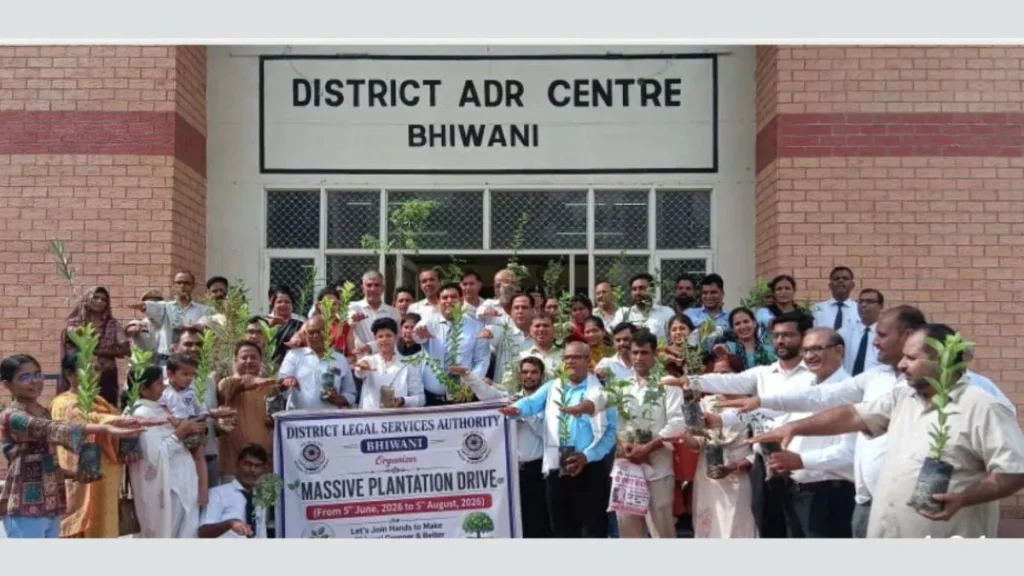 पार्षद और जन संघर्ष समिति ने संभाला मोर्चा, अधिकारियों को फोन पर सुनाई खरी-खोटी