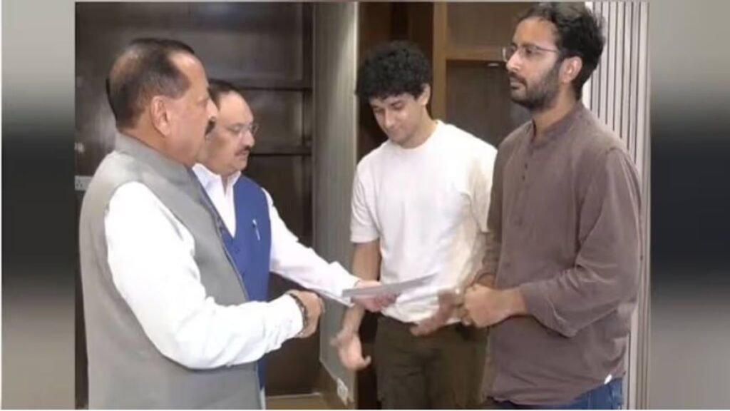 CJP Government Meeting: दिल्ली में CJP और सरकार के बीच तीसरे दौर की वार्ता, धर्मेंद्र प्रधान के इस्तीफे पर बनी रही असहमति