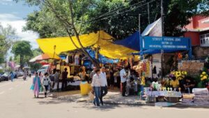 Chandigarh News: चंडीगढ़ में स्ट्रीट वेंडर्स के लिए 41 वेंडिंग जोन तय, अब तय जगहों पर ही लगेगी रेहड़ी, समय सीमा भी तय