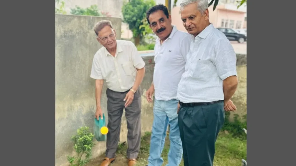 Pehowa News: पौधारोपण कर नए मैनेजर डॉ. जसमेर सिंह नैन ने संभाला कार्यभार
