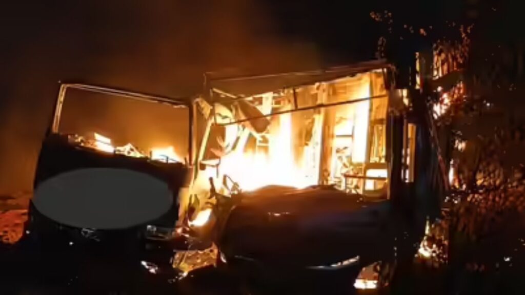 Dausa Expressway Bus Fire Incident: डीएनए रिपोर्ट से हुई छह मृतकों की पहचान, पोस्टमॉर्टम के बाद परिजनों को सौंपे गए शव