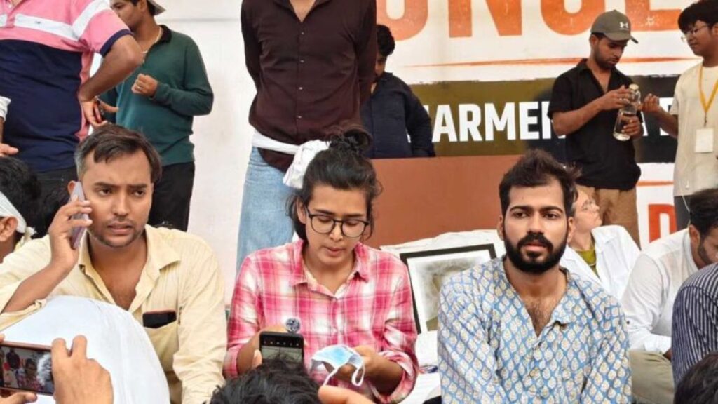 Delhi Hunger Strike: जंतर-मंतर पर 23 दिन बाद खत्म हुई AISA छात्रों की भूख हड़ताल, आंदोलन जारी रखने का ऐलान