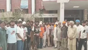 Fatehabad News: फतेहाबाद में फास्ट फूड खाते हुए हुआ विवाद, दोस्त ने कैंची घोंपकर ली छात्र की जान
