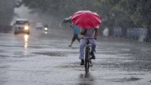 Haryana Weather Update: हरियाणा में 27 जुलाई से मानसून पकड़ेगा रफ्तार, 12 जिलों में भारी बारिश का अलर्ट