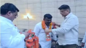 Jhajjar News: झज्जर में कांग्रेस को बड़ा झटका, हुड्डा और गीता भुक्कल से नाराज पार्षदों ने थामा भाजपा का दामन