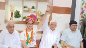 Jind News: 73 की उम्र में दादा बने वकील तो पोते ने पहले प्रयास में नीट में किया जिला टॉप, जींद के इस परिवार की अनोखी कहानी
