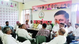 Kurukshetra Congress Meeting: कुरुक्षेत्र में कांग्रेस की बड़ी बैठक, मेवा सिंह ने कार्यकर्ताओं को दिया गांव-गांव जाने का टारगेट