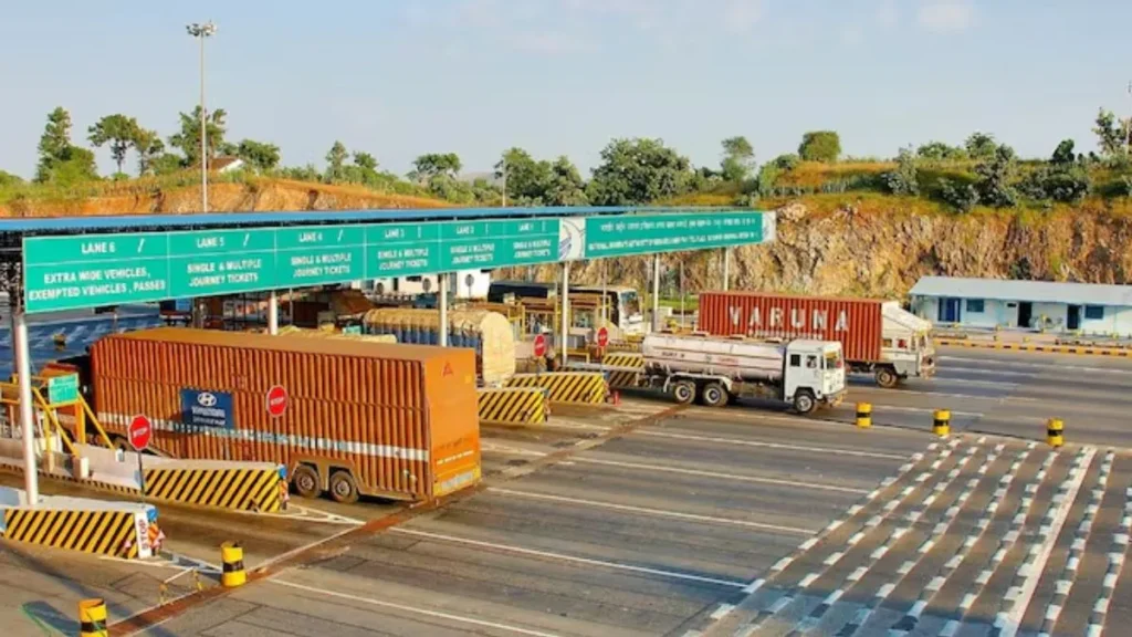 NHAI Toll Hike: मंगलवार रात से लागू हुए नए टोल रेट, जानें बसताड़ा प्लाजा की पूरी संशोधित रेट लिस्ट