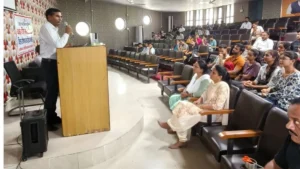 Narnaul News: नारनौल पीजी कॉलेज में करियर की पाठशाला शुरू, युवाओं को सिखाए गए नौकरी पाने के गुर
