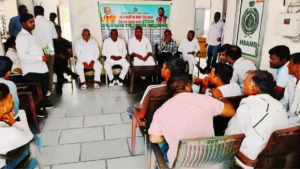 Nilokheri News: निगदू मंडी में किसान जागरूकता बैठक, चेयरमैन बलराज कारसा ने दिए एमएसपी, जे-फॉर्म और पोर्टल रजिस्ट्रेशन के टिप्स