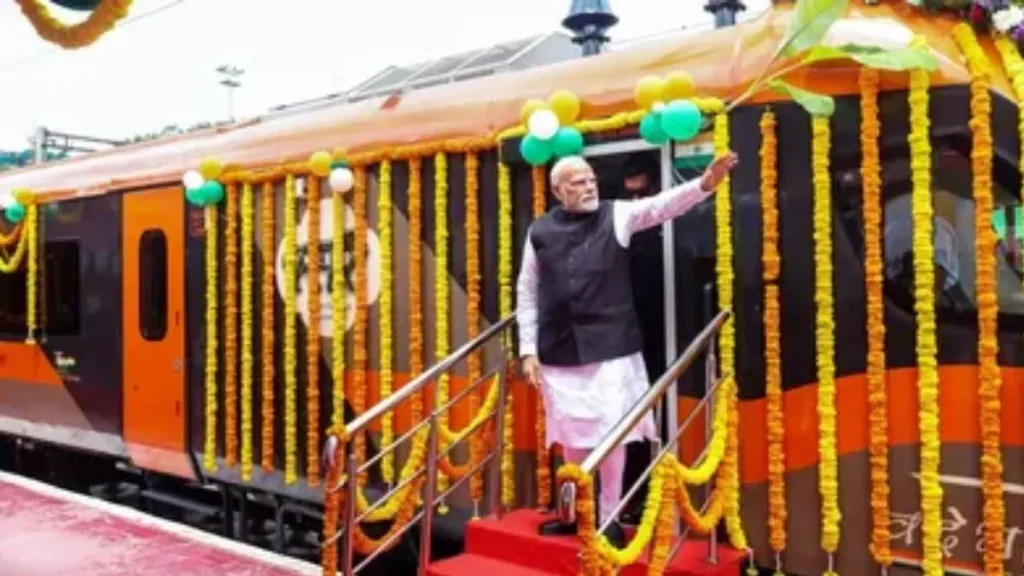 PM Modi Live in Kurukshetra: कुरुक्षेत्र यूनिवर्सिटी में उमड़ा जनसैलाब, पीएम मोदी का भाषण सुनने के लिए प्रशासन ने किए थे खास इंतजाम