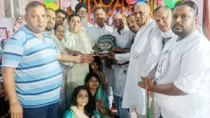 Pehowa News: पिहोवा के मॉडल टाउन में गूंजे कृष्ण कन्हाई के भजन, पूर्व नपा अध्यक्ष अशोक सिंगला के घर पहुंची प्रभातफेरी
