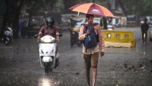 Punjab Weather: पंजाब-चंडीगढ़ में मानसून सक्रिय, 18 जिलों में आज बारिश का अलर्ट, पहले दिन सामान्य से 66% कम बरसे बादल