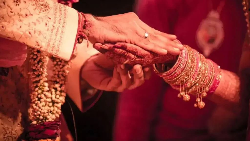 Second Marriage Advice: दूसरी शादी करने जा रहे हैं तो सावधान! यह एक आदत मिनटों में तोड़ सकती है आपका नया रिश्ता