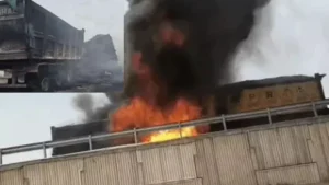 Sonipat News: सोनीपत में NH-334B पर दो ट्रकों की भीषण भिड़ंत, टक्कर के बाद केबिन में जिंदा जला ड्राइवर