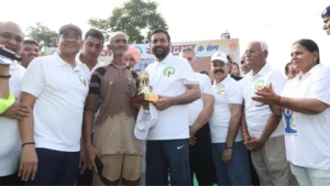 Yamunanagar Marathon: 73 की उम्र में 10 किमी की दौड़! यमुनानगर मैराथन में पानीपत के त्रिलोकीनाथ इन्सां ने जगाया नया जोश