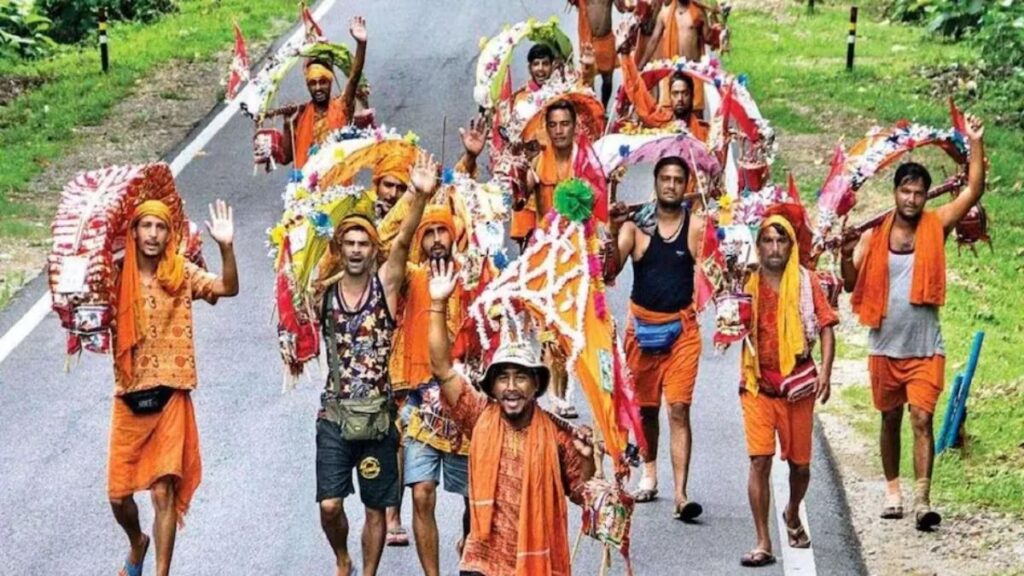 Kanwar Yatra: मेरठ में कांवड़ यात्रा की तैयारियों का डीआईजी कलानिधि नैथानी ने किया निरीक्षण