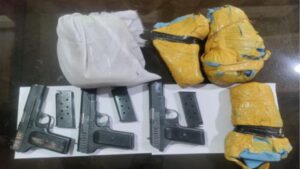 Amritsar Crime News: अमृतसर में नशा तस्करी नेटवर्क पर पुलिस की बड़ी कार्रवाई, 10.80 किलो हेरोइन जब्त हथियार समेत 1 गिरफ्तार