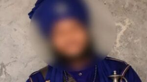 Amritsar Nihang Murder: अमृतसर के बाबा बकाला साहिब में चल रहे प्रसिद्ध रखड़ पुण्या मेले के दौरान 21 वर्षीय निहंग राजा सिंह की गोली मारकर हत्या कर दी गई।