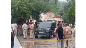 Breaking News Haryana: हरियाणा में सिटी थाने के सामने 30 राउंड फायरिंग, स्कॉर्पियो सवार 7 लोगों पर रिवॉल्वर से हमला, सभी घायल