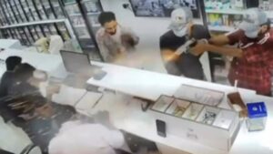Chandigarh Cashier Murder: जेल में रची गई थी केमिस्ट के कैशियर की हत्या की साजिश, गोल्डी ढिल्लों के गुर्गों ने शूटरों तक पहुंचाया प्लान