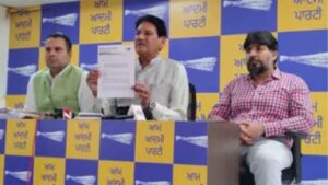 Chandigarh News: चंडीगढ़ में 227 करोड़ के टेबल एजेंडे पर आप का राजभवन मार्च, राज्यपाल को सौंपेगी ज्ञापन