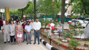 Chandigarh Panchhi Basera: चंडीगढ़ में पक्षियों के लिए बढ़ेगा ‘पंछी बसेरा’, विस्तार कार्य की उपायुक्त ने की समीक्षा
